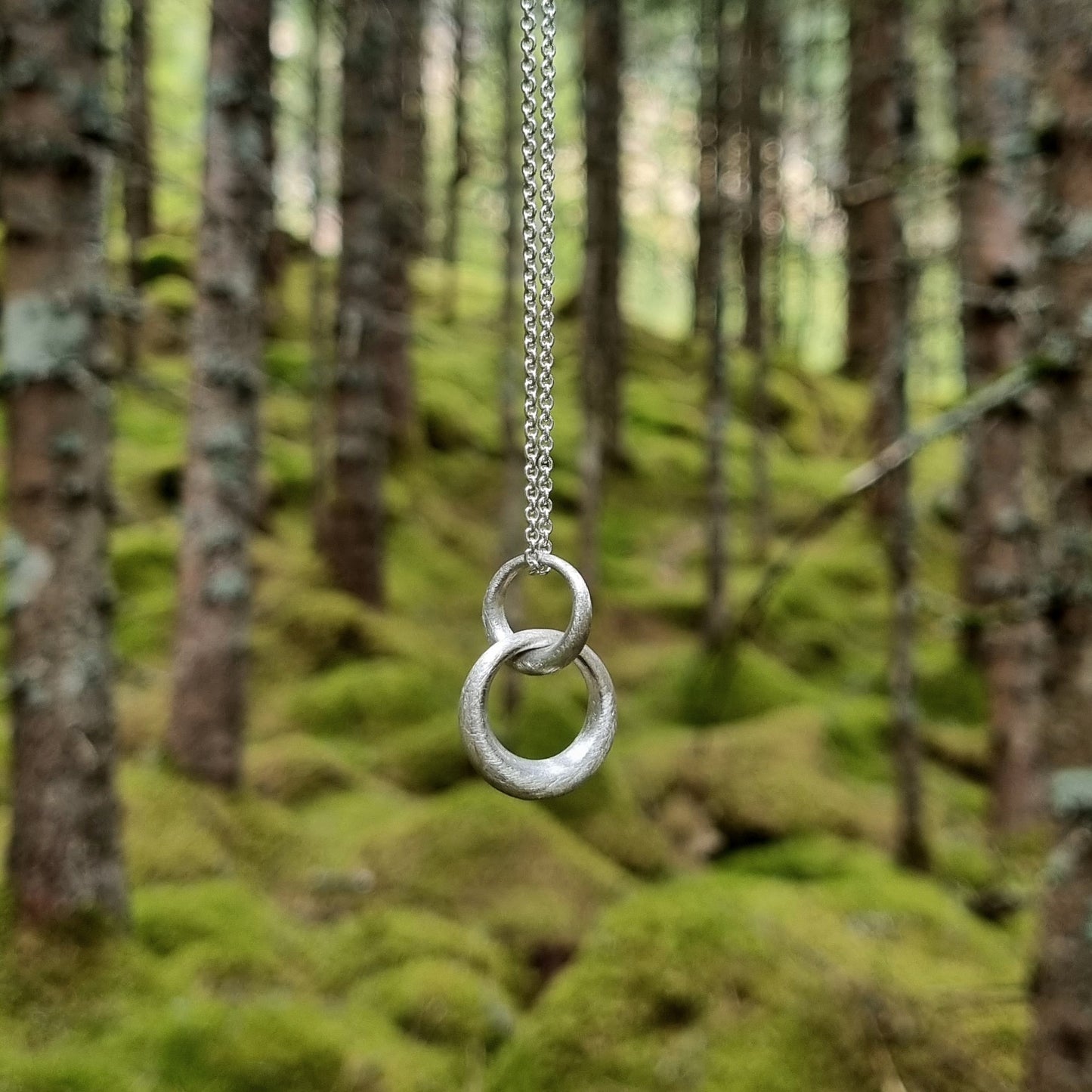Samhald smykke, ring 2 og 3