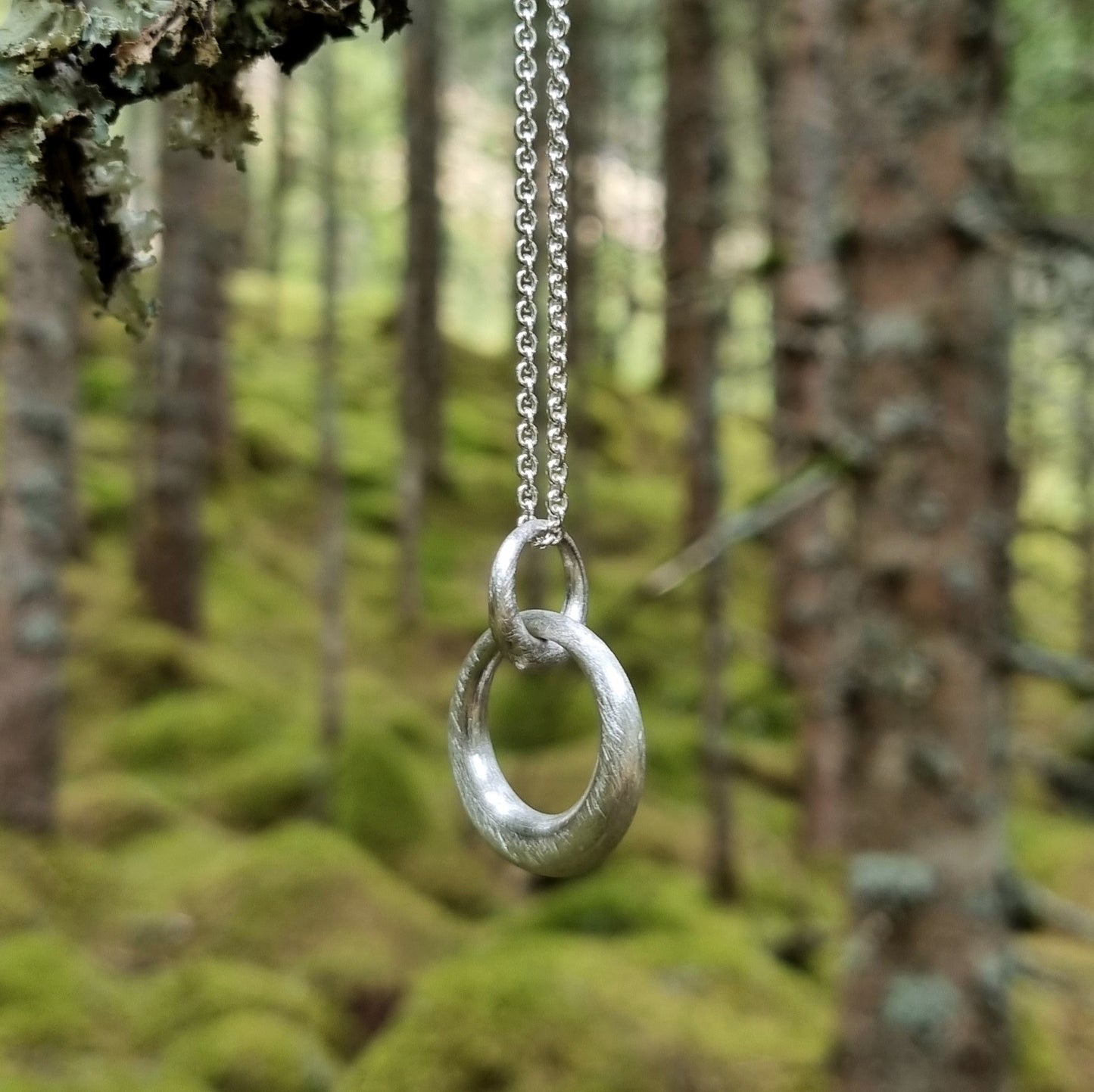 Samhald smykke, ring 2 og 4