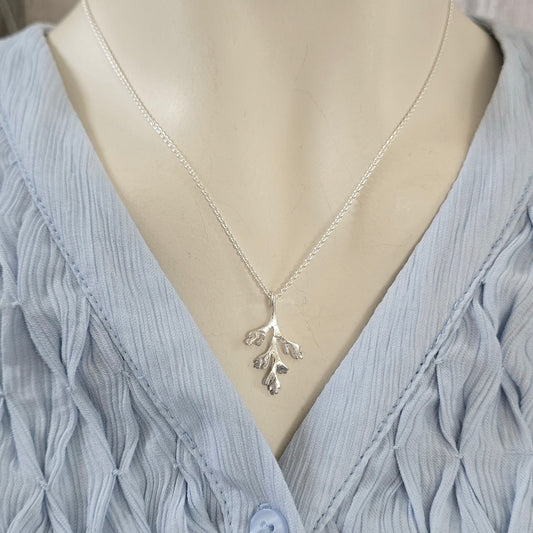 Fjellflora 1 - smykke medium