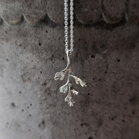 Fjellflora 1 - smykke medium