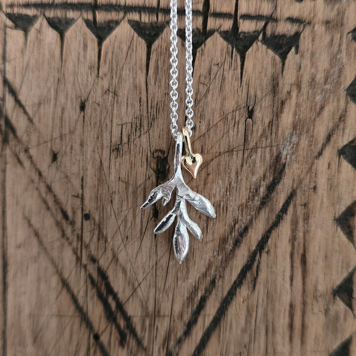 Fjellflora 2 - smykke medium