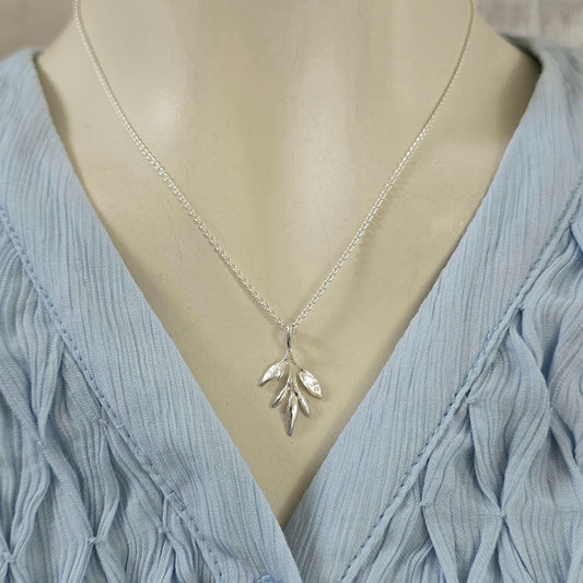 Fjellflora 2 - smykke medium