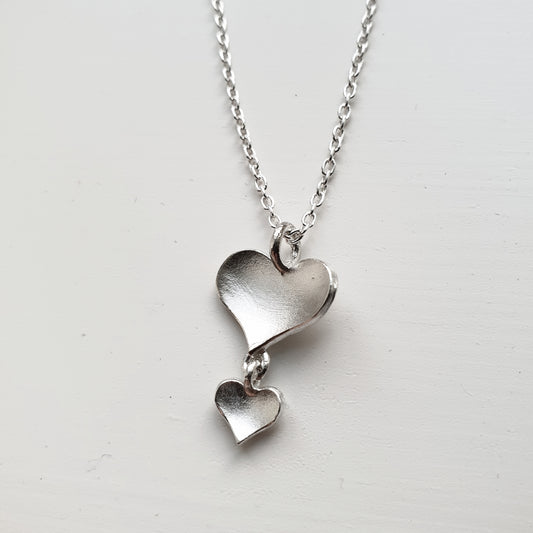 Dobbelt hjartesmykke
